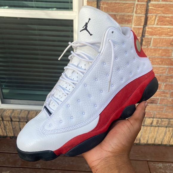 Air Jordan 13 Retro Cherry 2010 - Picture 9 of 13